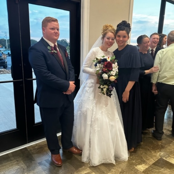 β
olivia kayβ
- Picture 11 of 12